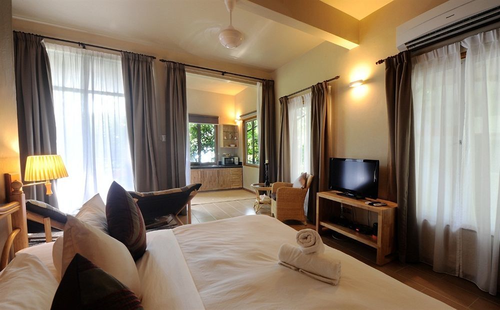 Ambong Rainforest Retreat Pantai Tengah  Kültér fotó