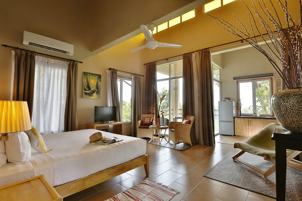 Ambong Rainforest Retreat Pantai Tengah  Kültér fotó